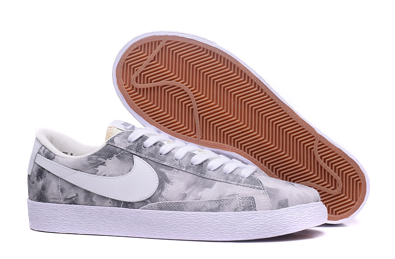 Women New Nike Blazer Grey Shoes